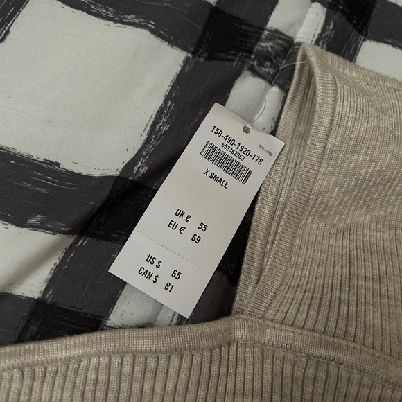 Abercrombie top - Picture 2 of 2